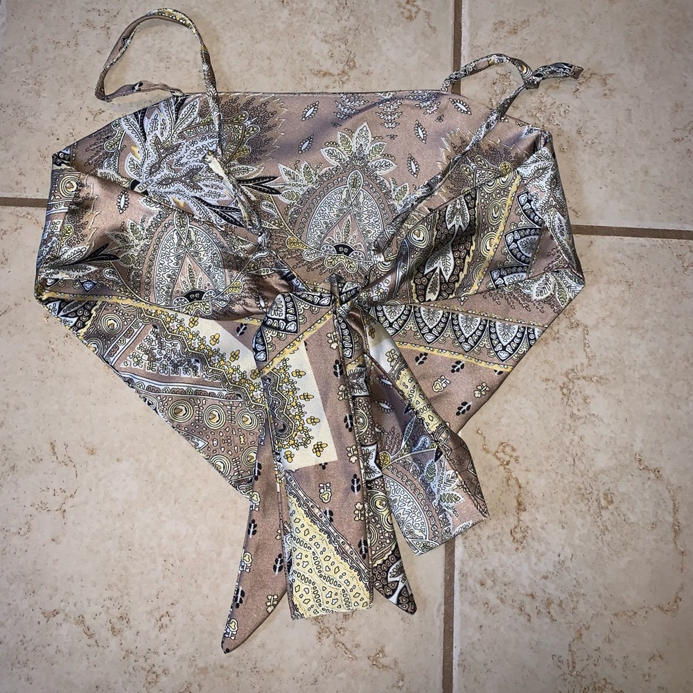 Sexy Silk scarf shirt - Picture 7 of 13